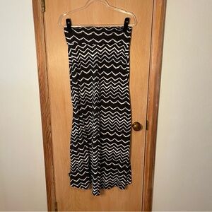 A. Byer Black and White Chevron Maxi Skirt